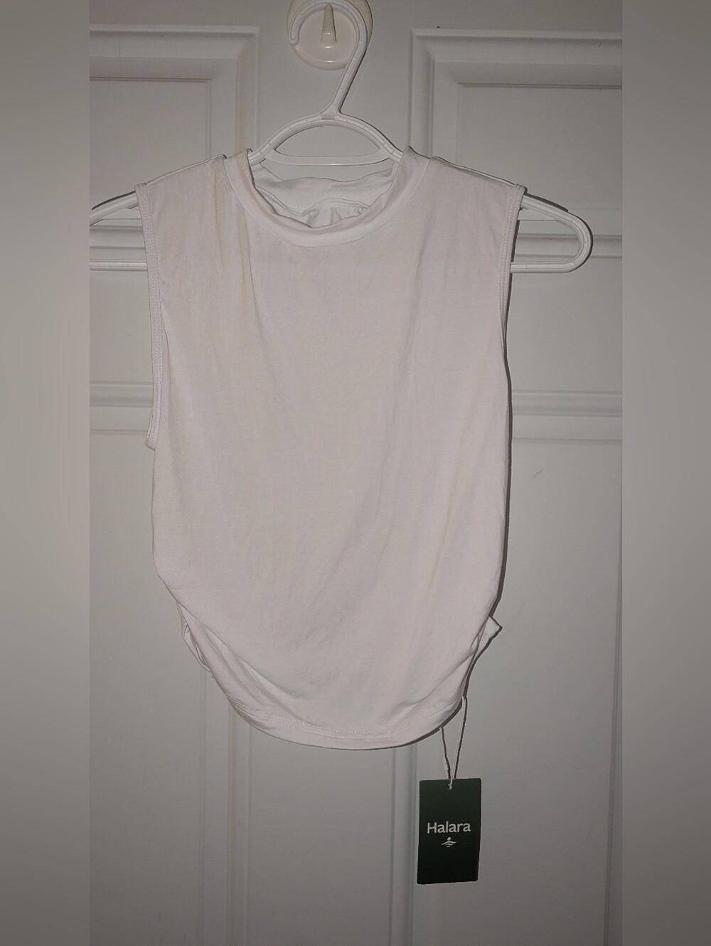 Halara Round Neck Ruched Yoga Sports Top Size Medium White NWT